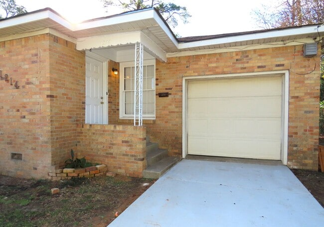 1214 S Azalea Dr in Tyler, TX - Building Photo - Building Photo