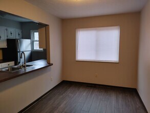 1632 19th St, Unit A in Parkersburg, WV - Building Photo - Building Photo