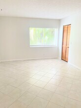 5971 La Pinata Blvd in Greenacres, FL - Building Photo - Building Photo