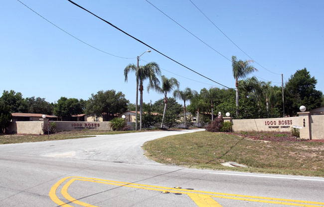 1000 Roses Retirement Community in Lake Wales, FL - Building Photo - Building Photo