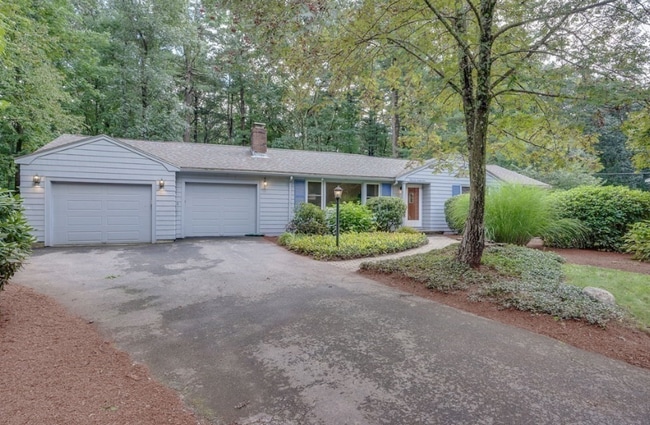 property at 31 Hayden Ln