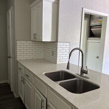 309 Gravel St in Waxahachie, TX - Foto de edificio - Building Photo