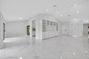 6545 Las Flores Dr in Boca Raton, FL - Building Photo