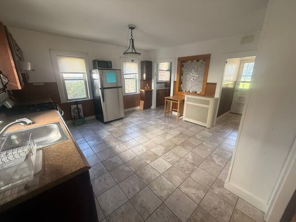 58 Winship St in Boston, MA - Building Photo