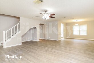 12514 Redrock Oak, Unit 1 in San Antonio, TX - Building Photo - Building Photo