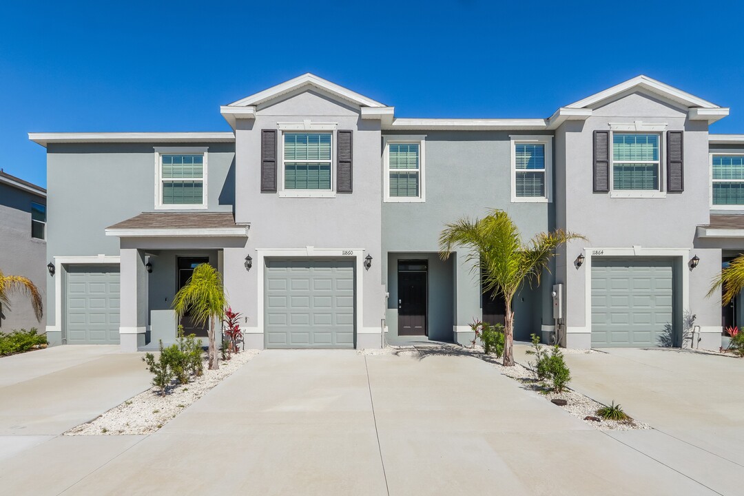11860 Stoneport Pl in Riverview, FL - Building Photo