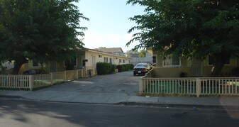 252-254 Selwyn Dr in Milpitas, CA - Building Photo