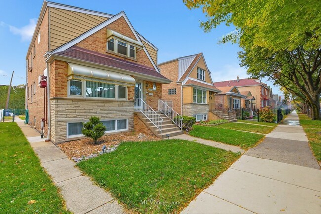 3840 S Wolcott Ave in Chicago, IL - Building Photo - Building Photo
