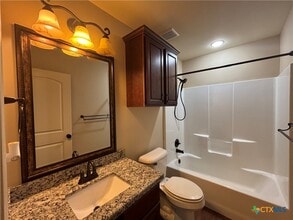 309 Tuscany Dr in Victoria, TX - Building Photo - Building Photo