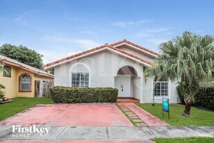 15565 SW 138th Ave in Miami, FL - Building Photo