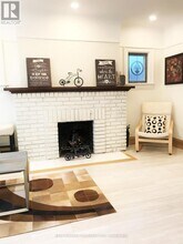 265 Garden Ave in Toronto, ON - Building Photo - Building Photo