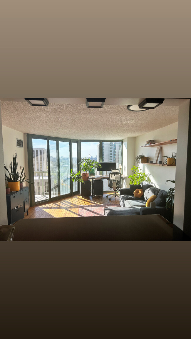 property at 111 W Maple St
