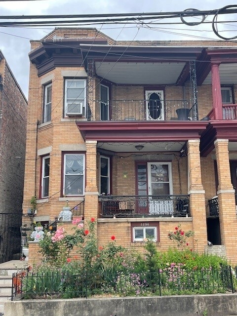 3256 John F Kennedy Blvd, Unit 2 in Jersey City, NJ - Building Photo - Building Photo