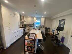 57 Hurley St, Unit 3 in Cambridge, MA - Foto de edificio - Building Photo