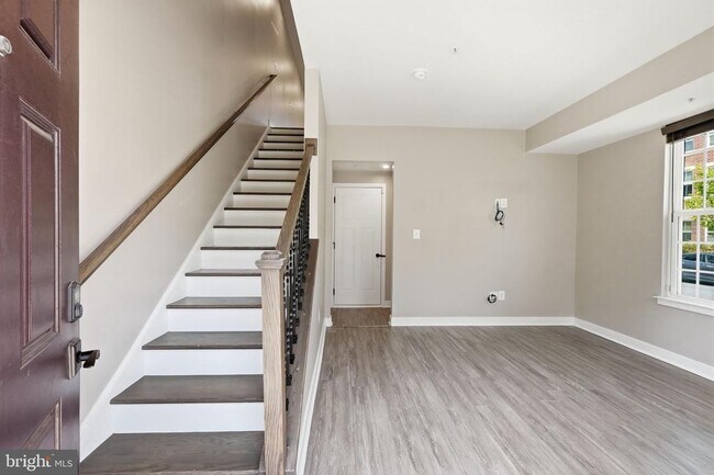 8110 Miner St in Greenbelt, MD - Building Photo - Building Photo