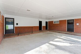 30 Knoxbury Terrace in Greenville, SC - Building Photo - Building Photo