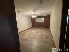 111 Japonica Ln in Jacksonville, TX - Foto de edificio - Building Photo