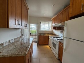 2507 San Bruno Ave in San Francisco, CA - Building Photo - Building Photo