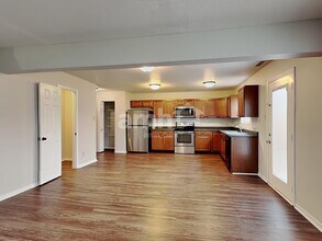 1413 Dowell St, Unit 3B in Greenwood, IN - Building Photo - Building Photo