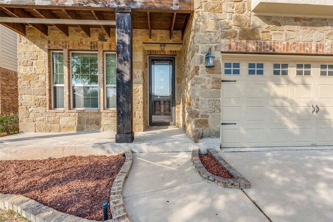 305 Leather Oak Loop in San Marcos, TX - Building Photo - Building Photo