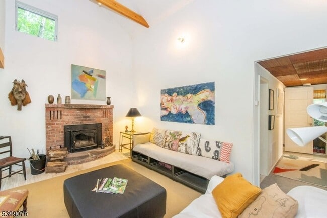 37 N Rd in Bloomingdale, NJ - Building Photo - Building Photo