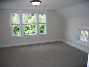 407 Military Tpke, Unit 407A in Plattsburgh, NY - Building Photo - Building Photo