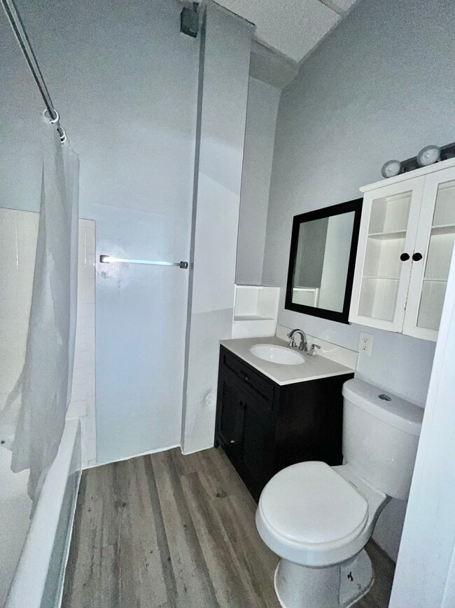 San Rafael Apartments in St. Petersburg, FL - Foto de edificio - Building Photo