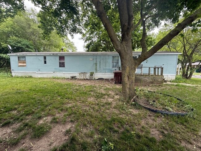 property at 411 S Grover Ave
