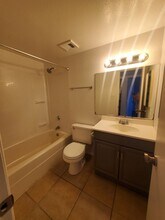 4212 S 47th St in Phoenix, AZ - Building Photo - Building Photo