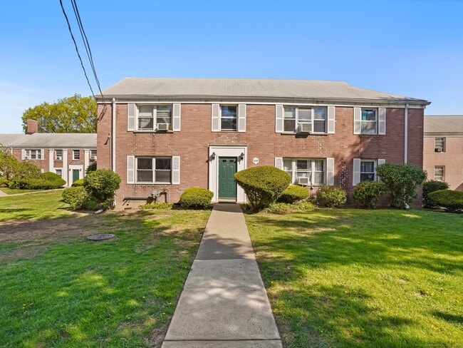 property at 1078 E Main St