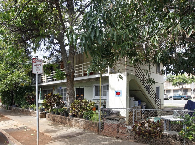 2248 Date St in Honolulu, HI - Building Photo - Building Photo