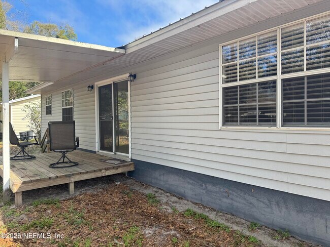 1011B W Pratt St in Starke, FL - Building Photo - Building Photo