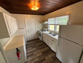 101 Hill Lp in Bonifay, FL - Building Photo - Building Photo