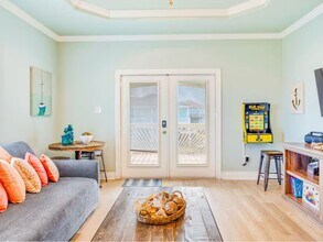 986 Bahama Dr in Port Bolivar, TX - Building Photo - Building Photo