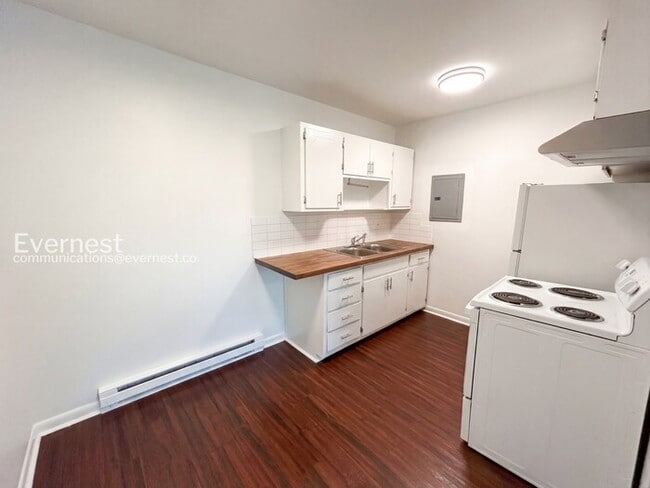 2601 Hillsboro Pike, Unit APT B11 in Nashville, TN - Foto de edificio - Building Photo