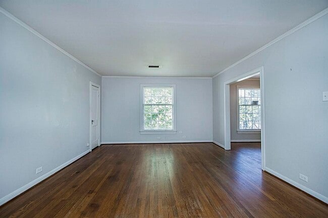 1843 Branard St in Houston, TX - Building Photo - Building Photo