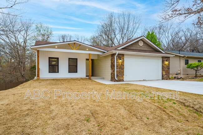 38 Lancaster Dr in Bella Vista, AR - Building Photo - Building Photo