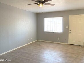 5330 W Belleview St in Phoenix, AZ - Building Photo - Building Photo