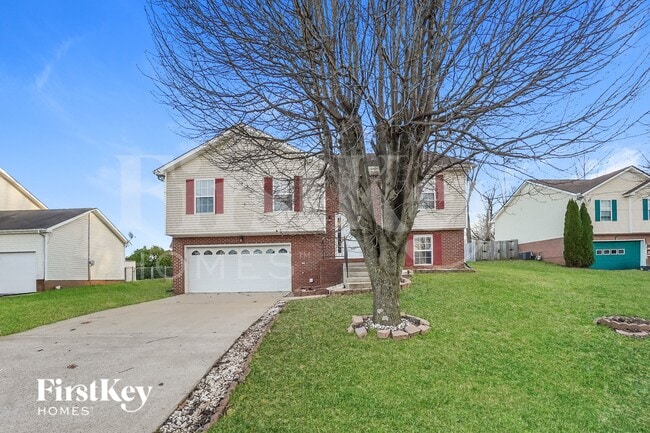 property at 876 Gordon Pl