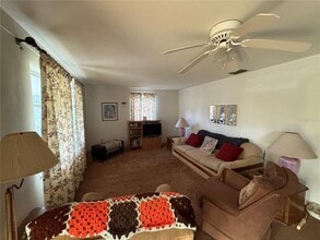 5854 9th St in Zephyrhills, FL - Building Photo - Building Photo