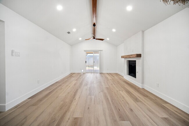 2404 Windrift Way in Round Rock, TX - Building Photo - Building Photo