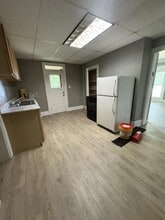 1236 N Lincoln Ave in Salem, OH - Building Photo - Building Photo