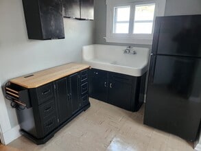 1395 Section Rd, Unit Unit #2 - 2nd Floor-Duple in Cincinnati, OH - Building Photo - Building Photo