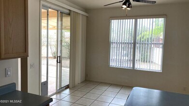 3434 W Desert Bend Loop in Tucson, AZ - Building Photo - Building Photo