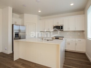 12631 W Flynn Ln in Glendale, AZ - Building Photo - Building Photo