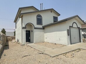 12325 Tierra Arena Dr in El Paso, TX - Building Photo - Building Photo