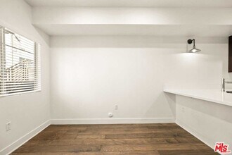 2970 Ripple Pl in Los Angeles, CA - Building Photo - Building Photo