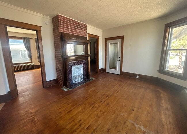 902 9th Ave in Two Harbors, MN - Building Photo - Building Photo