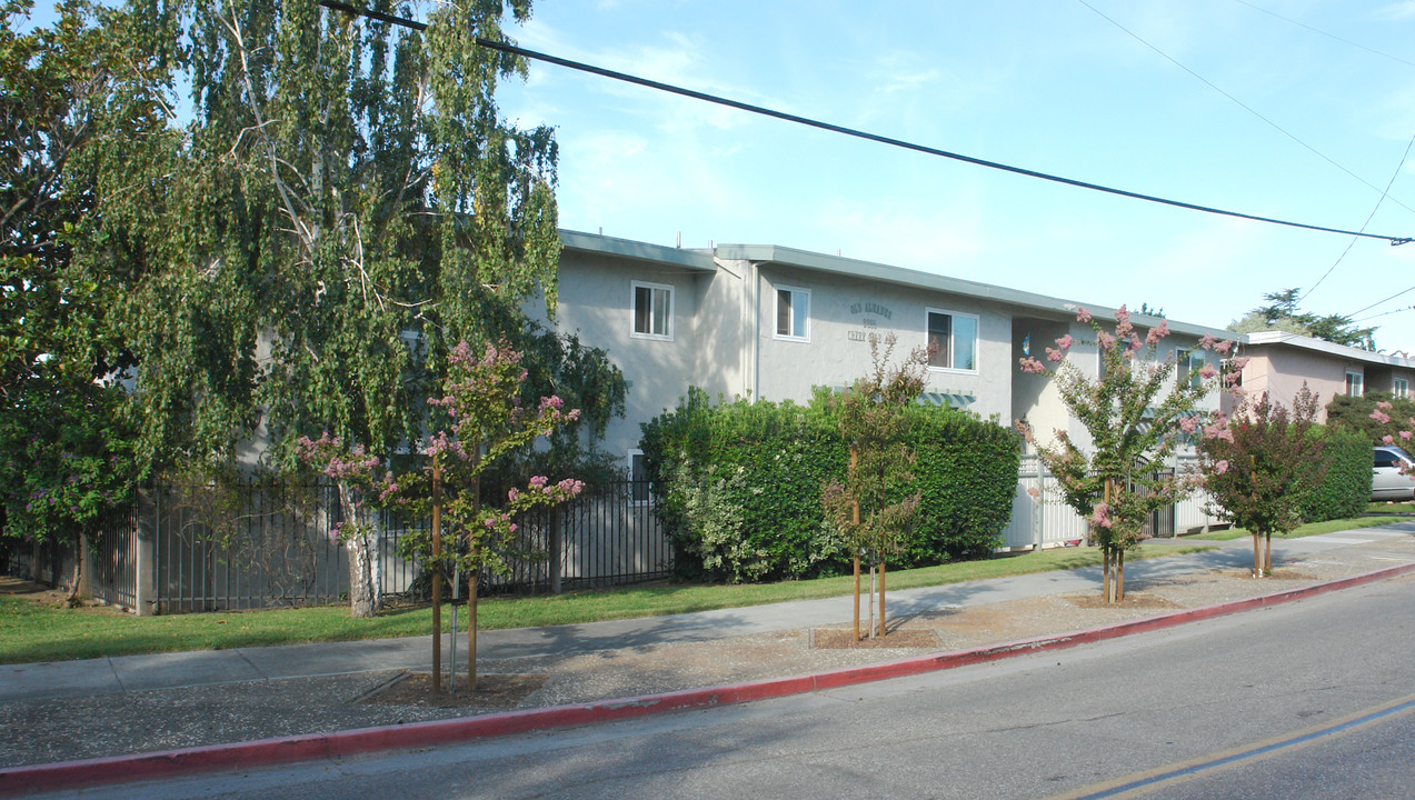 2895 Old Almaden Rd in San Jose, CA - Building Photo