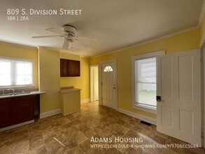 809 S Division St in Salisbury, MD - Building Photo - Building Photo